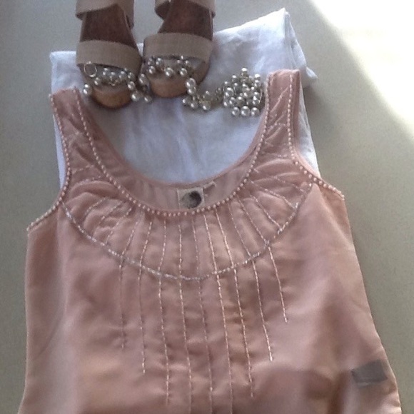 Tops - Clearance💙 Nude/blush beaded sheer tank💙